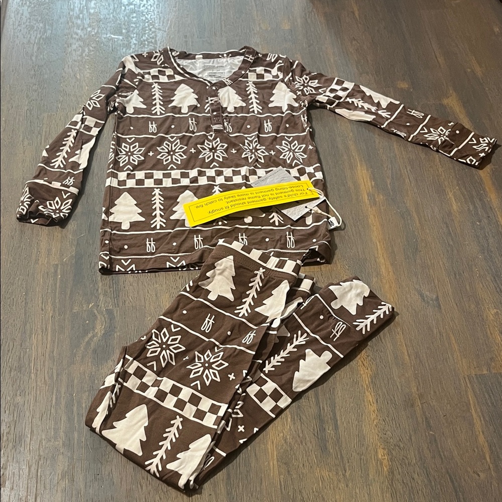FOREVER FRENCH BABY CHRISTMAS WINTER PAJAMAS JAMIES SET NWT TODDLER PAJAMAS #532